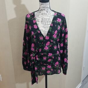 Who what wear floral top size xl‎